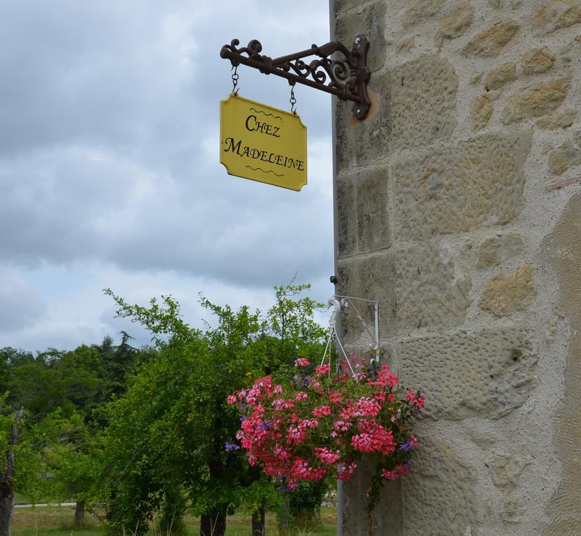 Chez Madeleine Bed and Breakfast Saint-Colomb-de-Lauzun Buitenkant foto