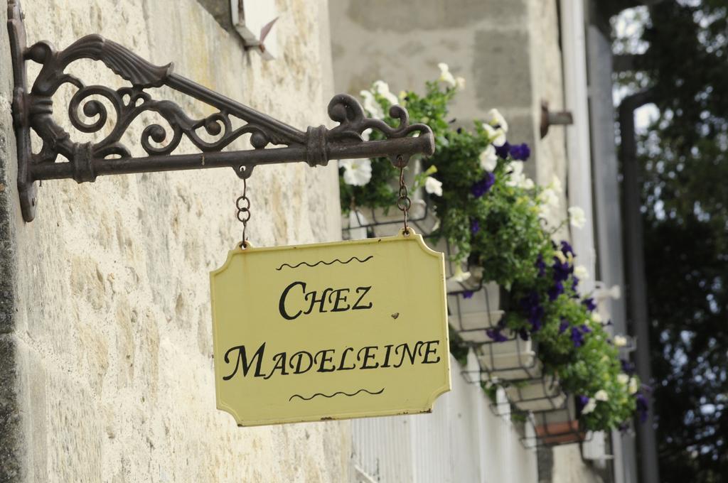 Chez Madeleine Bed and Breakfast Saint-Colomb-de-Lauzun Buitenkant foto